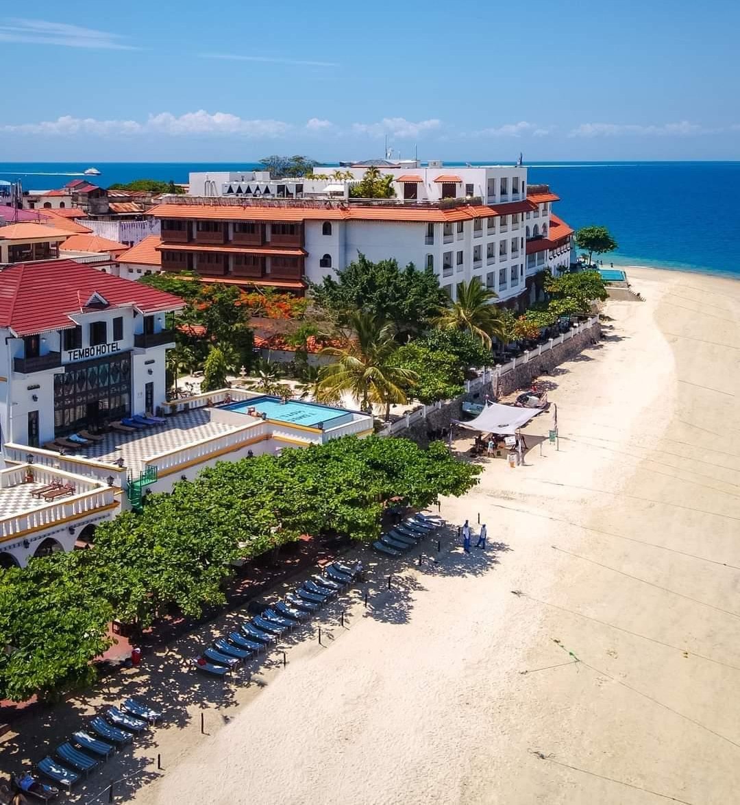 NokNok Zanzibar team on the island